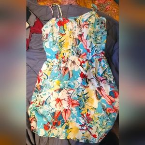 Floral lightweight tank/top